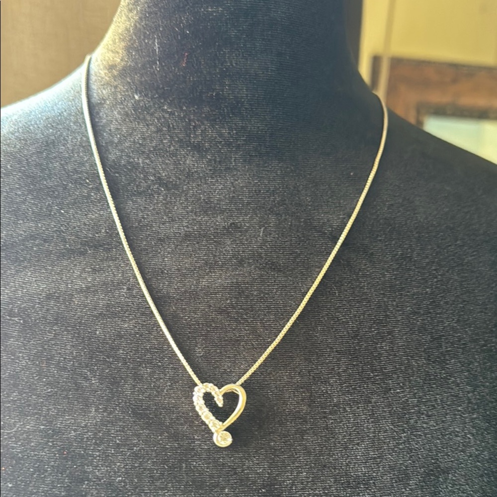 Delicate Silver Heart Pendant Necklace